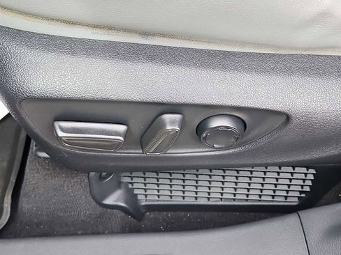 Used 2023 Toyota Sienna XLE w/ XLE Plus Package AWD/4WD image 24