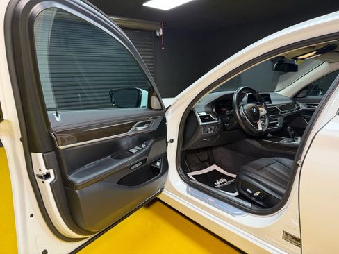 Used 2016 BMW 740i RWD image 30