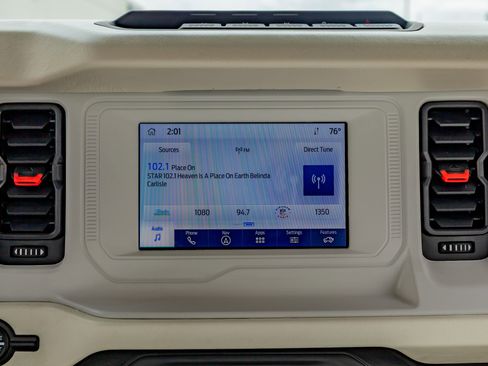 Used 2023 Ford Bronco Heritage Edition image 24