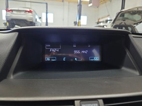 Used 2011 Honda Accord EX-L image 18