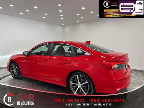 Used 2024 Honda Civic Touring image 32