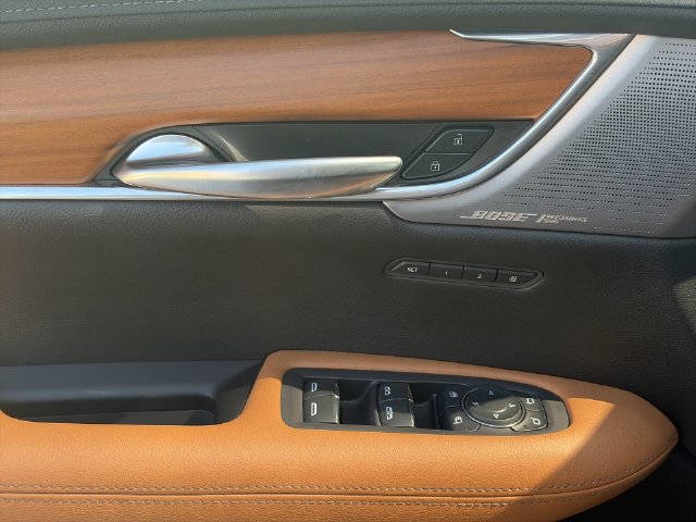 Used 2020 Cadillac XT5 Premium Luxury FWD image 24