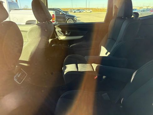 Used 2021 Subaru Ascent Premium w/ Convenience Package image 21