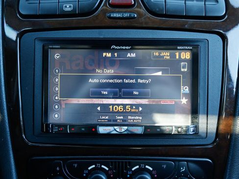 Used 2003 Mercedes-Benz C 240 Sedan image 32