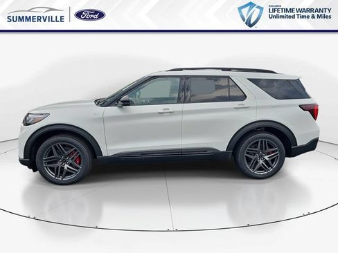 New 2026 Ford Explorer ST-Line w/ ST-Line Street Pack RWD image 8