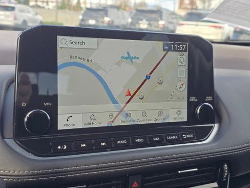 Used 2023 Nissan Rogue SL w/ SL Premium Package image 35