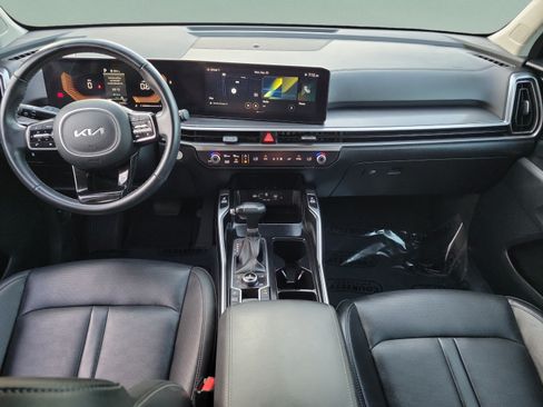 Certified 2024 Kia Sorento S AWD/4WD image 8