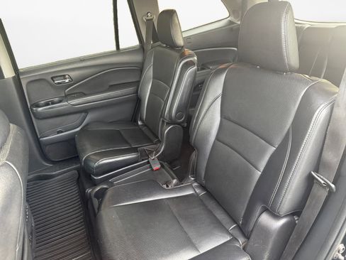 Used 2016 Honda Pilot Elite image 14