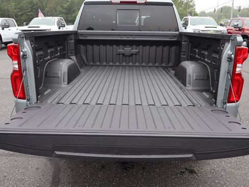 New 2026 Chevrolet Silverado 1500 RST w/ Dark Appearance Package AWD/4WD image 27