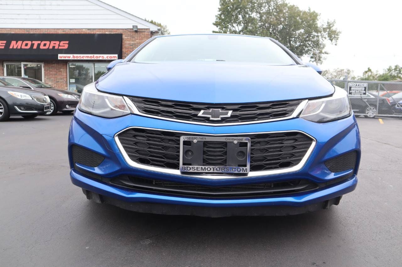 Used 2016 Chevrolet Cruze LT w/ Sun And Sound Package FWD image 8