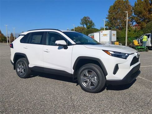 New 2025 Toyota RAV4 XLE image 2