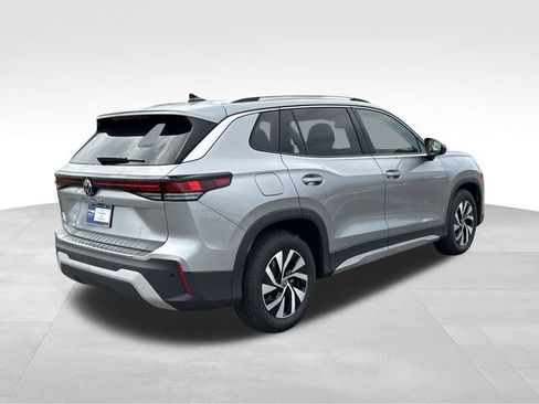 New 2026 Volkswagen Tiguan S FWD image 5