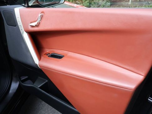 Used 2023 BMW iX xDrive50 w/ Sport Package image 25