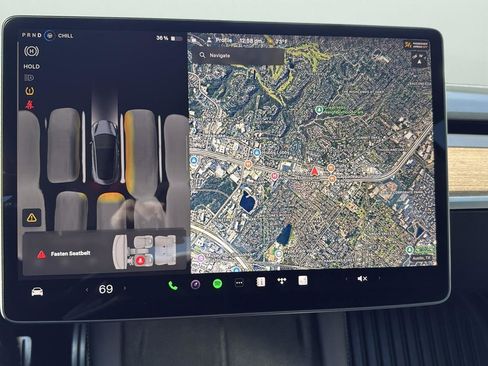 Used 2023 Tesla Model 3 Performance image 14