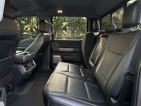 Used 2021 Ford F150 Lariat w/ Equipment Group 502A High image 19