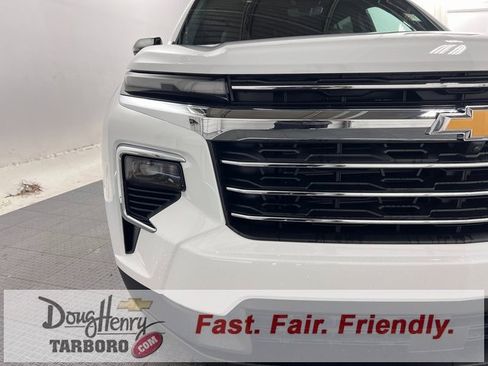 New 2026 Chevrolet Traverse LT w/ Driver Confidence Package image 11