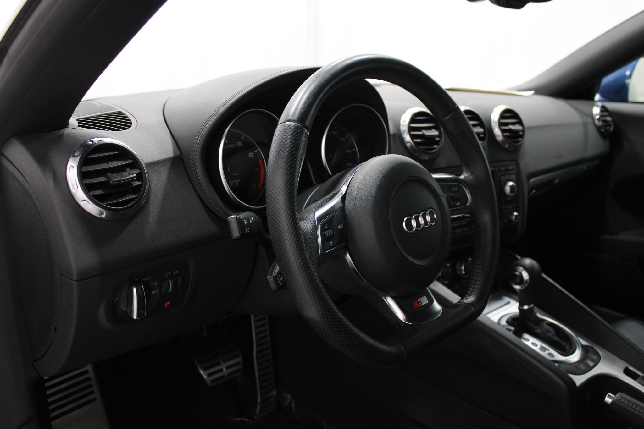 Used 2008 Audi TT 3.2 AWD/4WD image 11