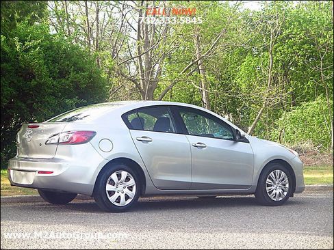 Used 2013 MAZDA MAZDA3 i SV image 4