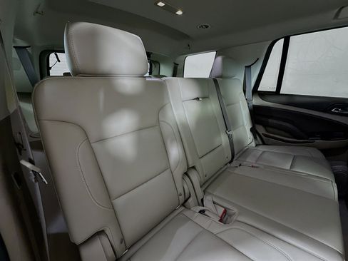Used 2019 Chevrolet Tahoe LT w/ LT Signature Package image 28