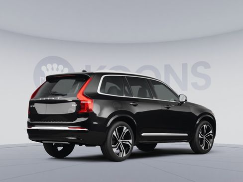 Used 2024 Volvo XC90 B6 Plus w/ Protection Package Premier AWD/4WD image 4
