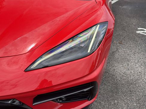 Used 2023 Chevrolet Corvette Stingray Premium Conv w/ Z51 Performance Package RWD image 10