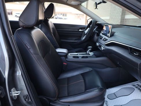 Used 2019 Nissan Altima 2.5 SR image 24