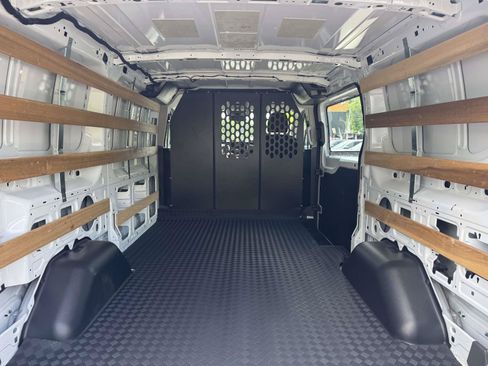 Used 2025 Ford Transit 250 Low Roof w/ Exterior Upgrade Package RWD image 9