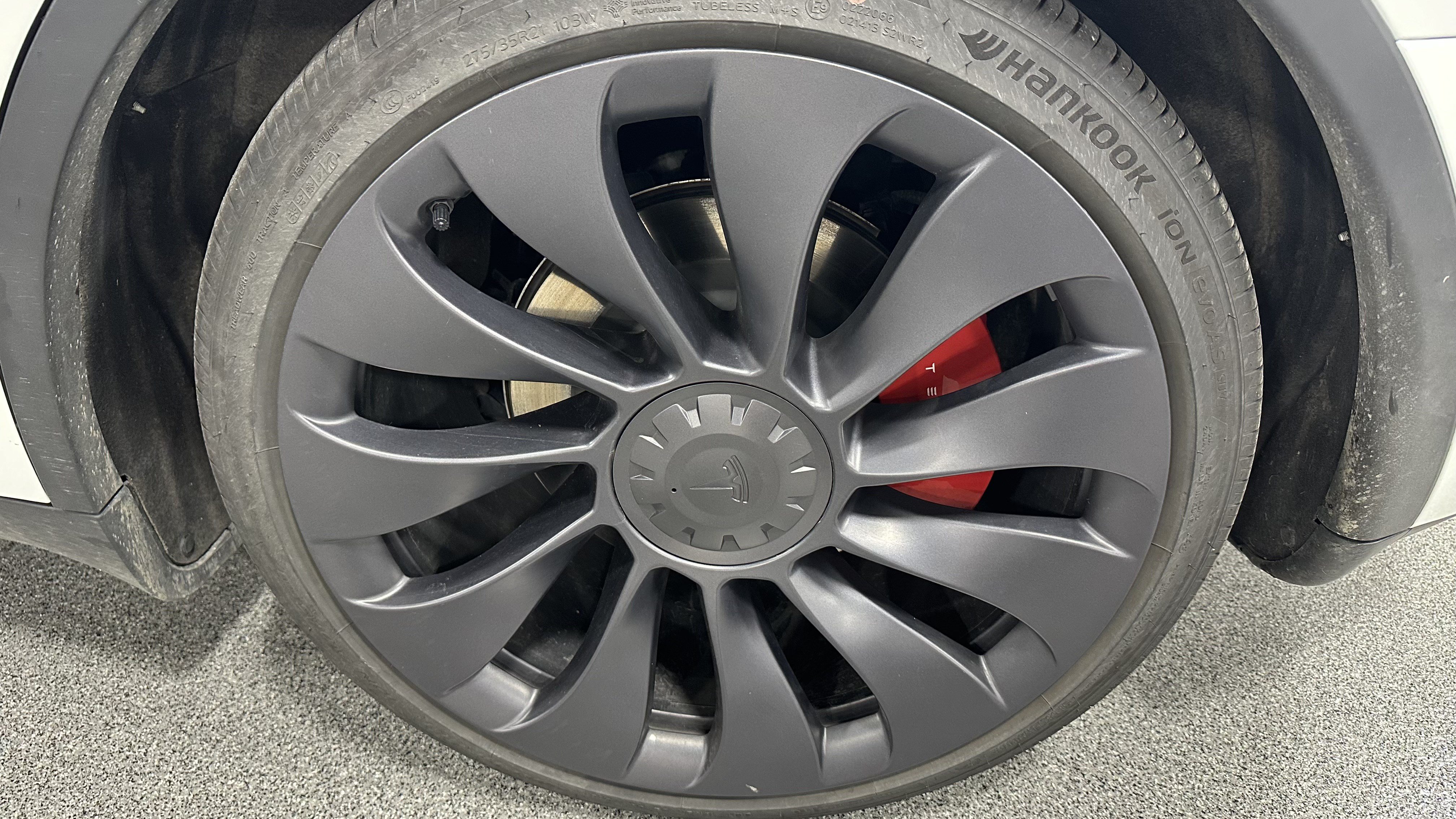 Used 2025 Tesla Model Y Performance AWD/4WD image 13