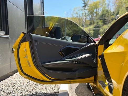 Used 2025 Chevrolet Corvette Stingray Preferred Cpe w/ Z51 Performance Package RWD image 19