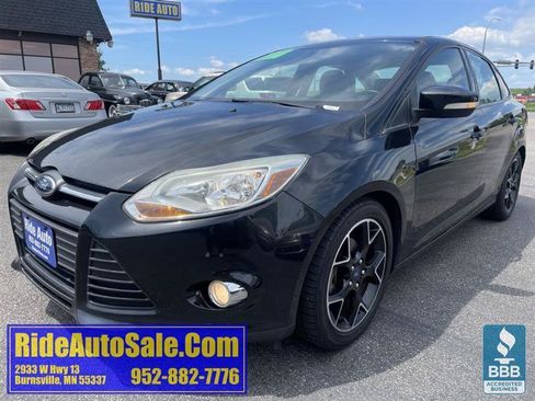 Used 2014 Ford Focus SE w/ Equipment Group 201A FWD image 1