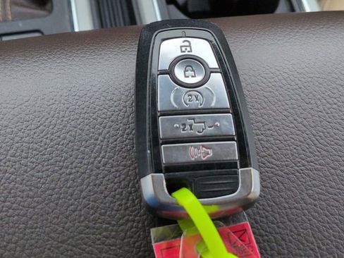 Certified 2018 Ford F150 Lariat w/ Equipment Group 502A Luxury image 34