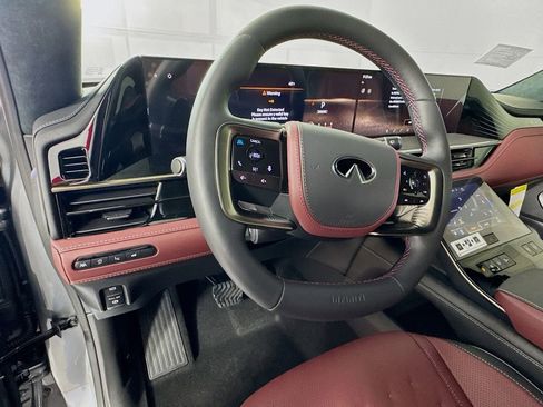 New 2026 INFINITI QX80 Autograph w/ Premium Cargo Package image 13