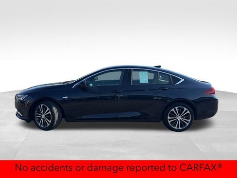 Used 2018 Buick Regal Preferred w/ Driver Confidence Package #1 FWD image 2
