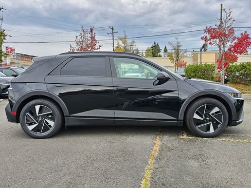 New 2025 Hyundai Ioniq 5 SEL image 8