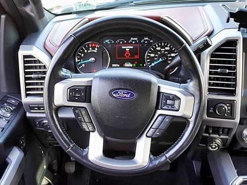 Used 2021 Ford F250 Platinum w/ FX4 Off-Road Package image 23