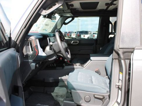 New 2026 Ford Bronco Heritage Edition AWD/4WD image 9