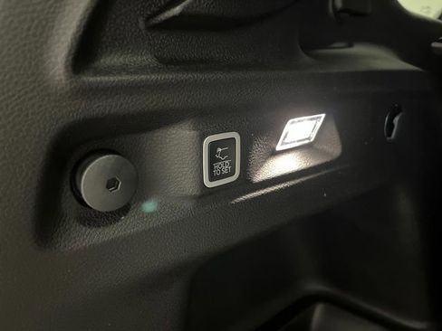 New 2025 Jeep Grand Cherokee L Altitude image 15