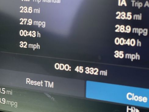 Used 2024 Volvo XC60 B5 Plus image 14