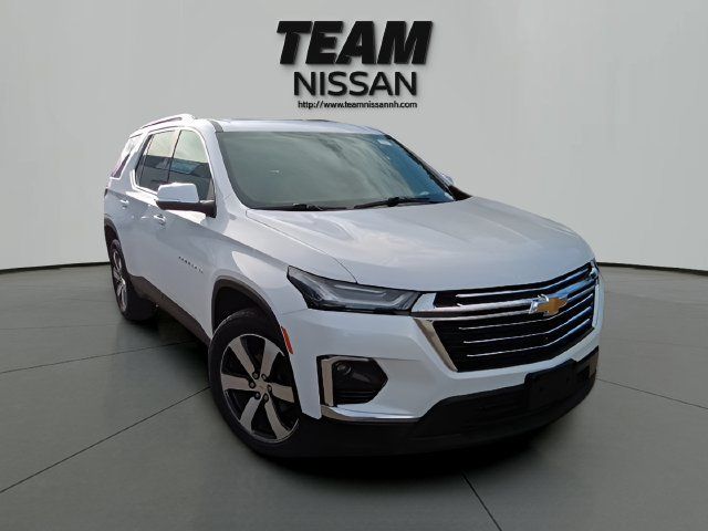 Used 2023 Chevrolet Traverse LT w/ LT Premium Package AWD/4WD image 1
