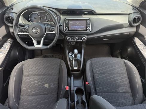 Used 2021 Nissan Kicks S FWD image 10