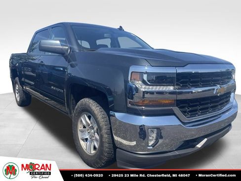 Used 2018 Chevrolet Silverado 1500 LT w/ All Star Edition AWD/4WD image 6