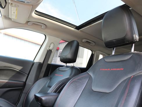 Used 2017 Jeep Compass Trailhawk w/ Leather Interior Group image 17