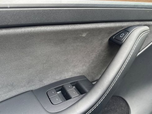 Used 2023 Tesla Model Y Long Range image 11