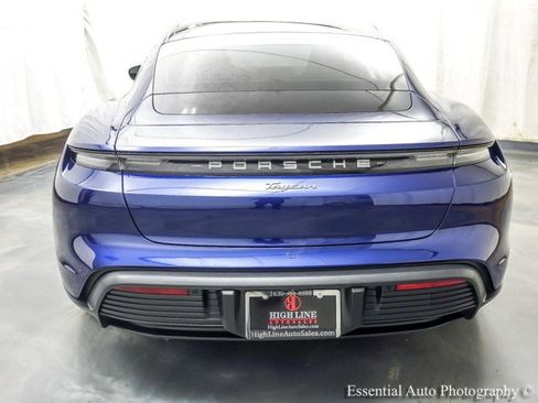 Used 2022 Porsche Taycan RWD image 7