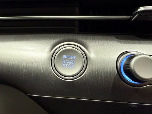 Used 2024 Hyundai Kona SEL image 38