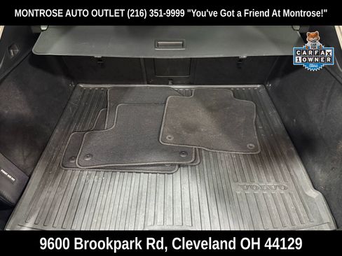 Used 2023 Volvo XC60 B5 Plus image 40