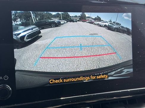 Used 2024 Toyota Corolla Cross LE w/ Moonroof Package FWD image 24