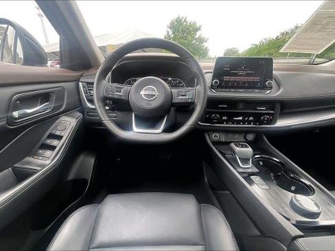 Certified 2023 Nissan Rogue SV w/ SV Premium B Package AWD/4WD image 6