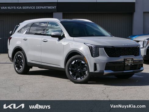 New 2025 Kia Sorento S w/ Panoramic Sunroof Package image 1
