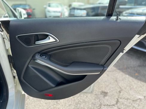 Used 2015 Mercedes-Benz CLA 250 CLA 250 4dr Sedan image 24
